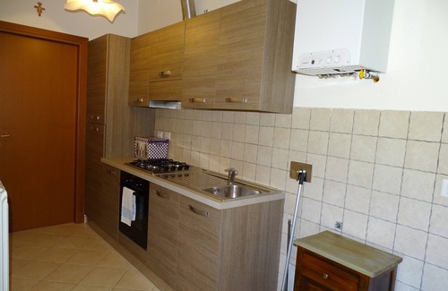 Spello House | Ginepro apartment in a holiday home with park and swimming pool