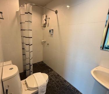 Khao Takiab Hotel | Ging's Beach & Pool