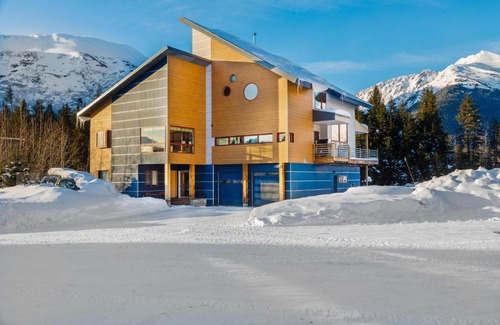 Alyeska House | Girdwood Getaway