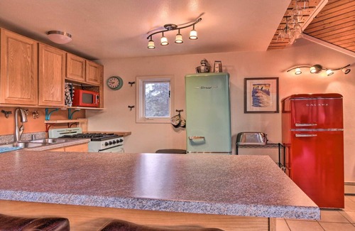 Alyeska House | Girdwood slopeview chalet - Hot Tub, Sauna, Two apartments! Walk to Alyeska.
