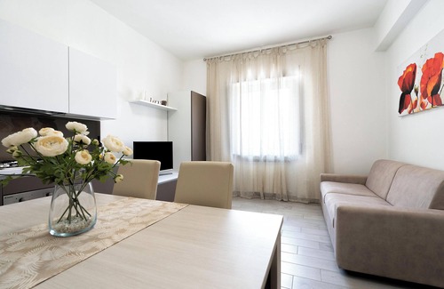 Maiori Apartment | Giselle Apartments Maiori - Amalfi Coast - casa "Papaveri"