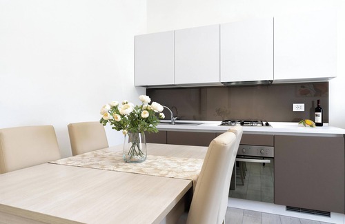 Maiori Apartment | Giselle Apartments Maiori - Amalfi Coast - casa "Papaveri"