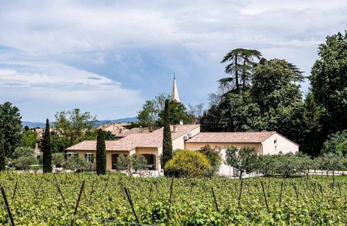 Saint-Didier Cottage | Gîte 4* Le Vallon du Barbaras -in the countryside and in the heart of the village of Saint-Didier