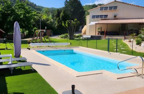 Saint-Ambroix Bed & Breakfast | Gite - Chambre d'hôtes L'occitania