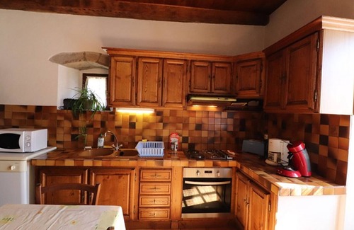 Cros-de-Montvert Cottage | Gite Cros-de-Montvert, 2 bedrooms, 5 persons