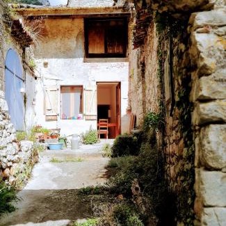Vallon-Pont-d'Arc Apartment | Gite des Gorges de l'Ardèche