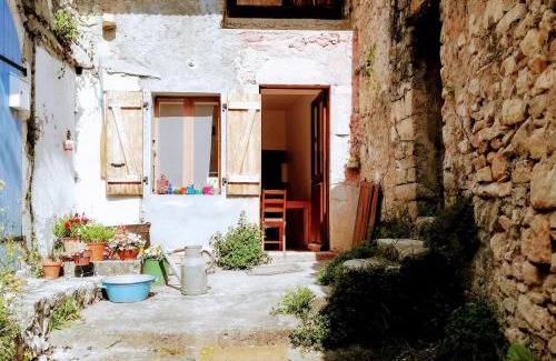 Vallon-Pont-d'Arc Apartment | Gite des Gorges de l'Ardèche