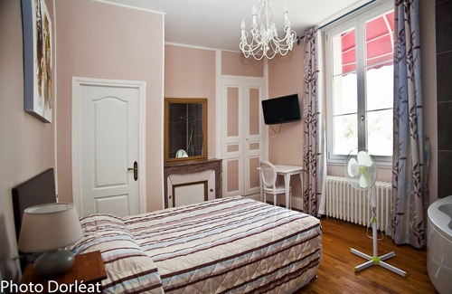 Vitry-le-Francois Cottage | Gîte-Ensuite with Bath-Marronnier