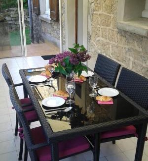 Saint-Jean-d'Alcapies House | Gite Gabrielle
