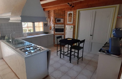 Ossun-ez-Angles Ski Chalet | Gîte in a small village perched on a pièmont ridge in the heart of the Pyrenees.