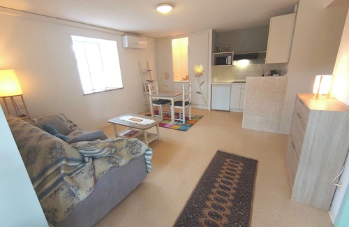 Duravel House | Gîte in the Lot with private indoor swimming pool