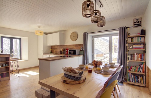 Saint-Front House | Gite l'orée du Mézenc * and its private Nordic bath