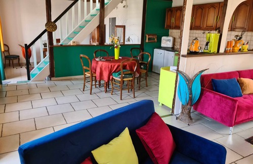 Jars Cottage | Gite La Nuit Des Rois Sancerre (French Favourite Village 2021)