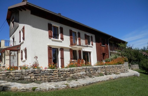 Oye-et-Pallet Apartment | Gite lac et Montagne