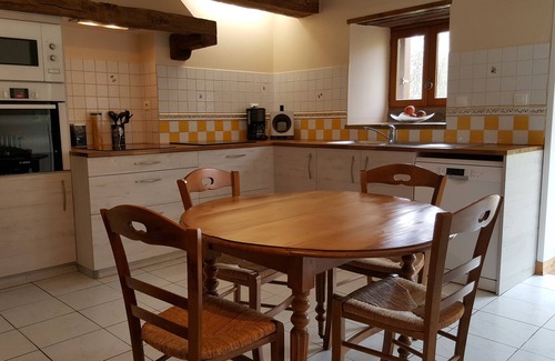 Sartilly-Baie-Bocage Cottage | Gite "Le Bocage" - sleeps 6 - rated 2 stars