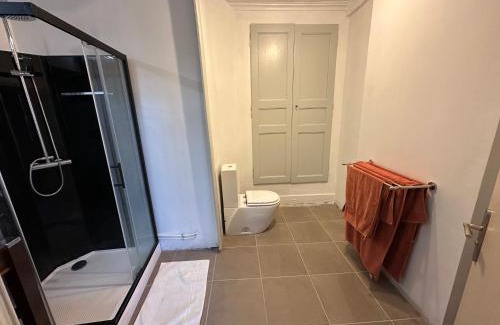 Montpezat-de-Quercy Apartment | gite les 3 Terrasses