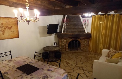 Thury House | Gite Lilas Sensation