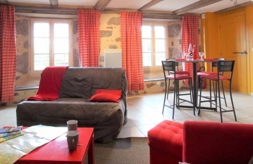 Lissac Cottage | Gite Lissac, 2 bedrooms, 4 persons