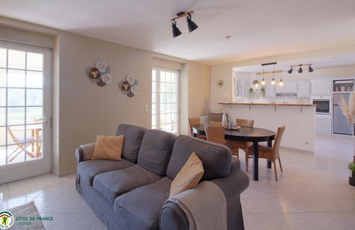 Sainte-Colombe House | Gite Moya - Sainte-colombe
