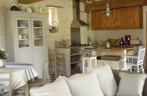 Cheffes Cottage | Gite of 6/8 pers (If a date is reserved, the second cottage can be free)