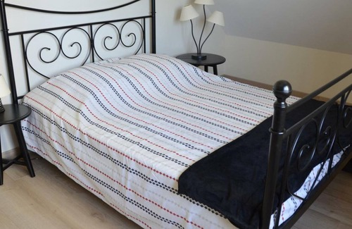 Pouille Cottage | Gite Pouillé, 4 bedrooms, 10 persons