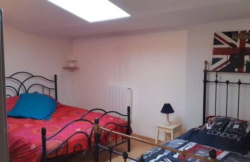 Verines House | Gîte rural 3 épis (ears of corn) 20 minutes from La Rochelle, the beaches and the Marais Poitevin.