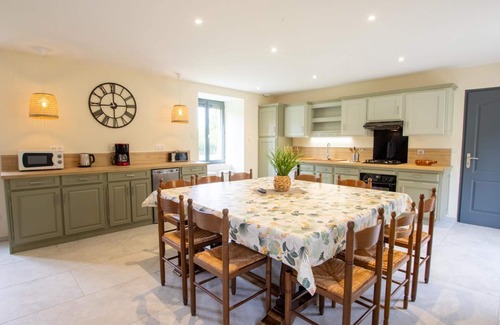 Saint-Crepin-et-Carlucet Cottage | Gite Saint-Crépin-et-Carlucet, 4 bedrooms, 10 persons