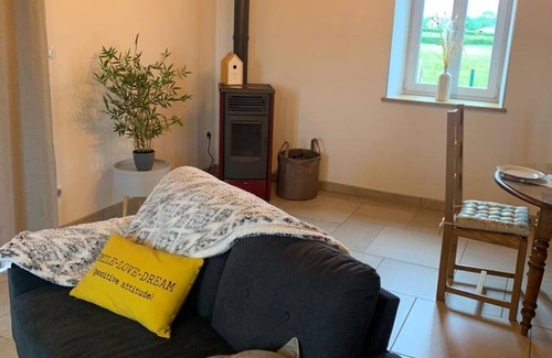 Saligny-sur-Roudon Cottage | Gite Saligny-sur-Roudon, 2 bedrooms, 5 persons