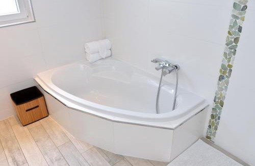 Hurtigheim Villa | Gite & Spa Villa Manta Strasbourg