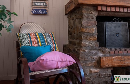 Villefranche-de-Rouergue House | Gite Villefranche-de-Rouergue, 2 bedrooms, 5 persons