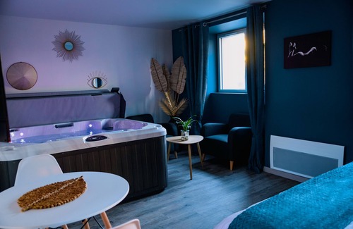 Prinquiau House | Gite with private spa