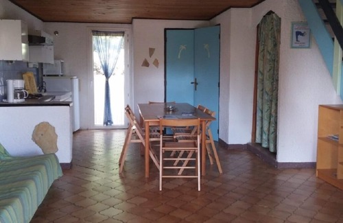 Roquefort-des-Corbieres House | Gitelacapelle with 2 swimming pool bedrooms, 10mm from wild beaches, tropical setting .