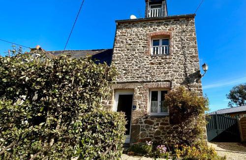 Saint-Coulomb House | Gites Duguesclin