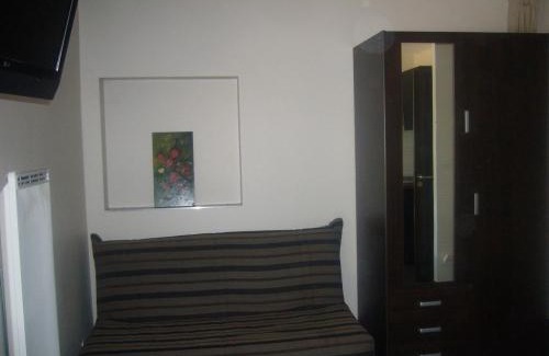 Remilly House | Gites le Joli Fou