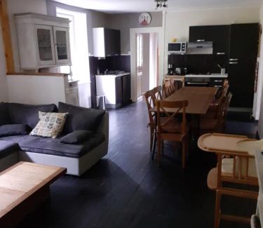 Le Syndicat House | Gites les Grandes Gouttes