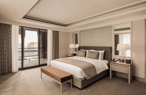 Sheikh Zayed City Hotel | Giza Palace