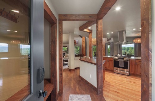 Whitefish House | Glacier Gateway Lodge - Luxury 6BR Glacier NP with River Views - FULLY LOADED!
