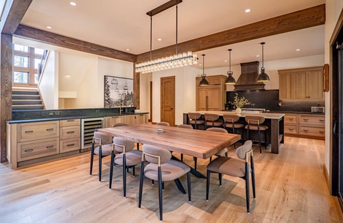 Whitefish House | Glacier Lodge Sleeps 18 Luxury Retreat on Whitefish Mountain 5 King Bedrooms