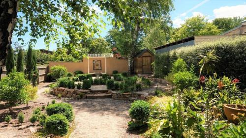 Beechworth House | Gladstone House