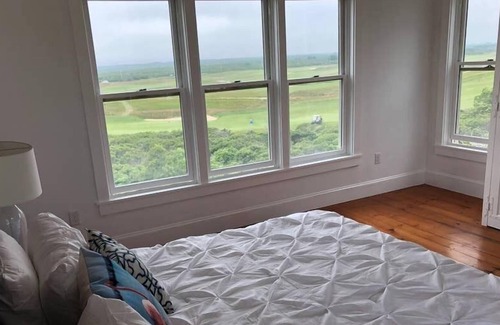 Siasconset Villa | GLAM-Beach House-Ocean Views & Light House Access