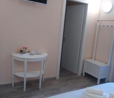 La Spezia Historic Centre House | Glam Resort Villa Maria Luigia