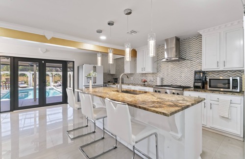 North Sarasota House | Glamor Manor Ssarasota- 5bedroom Heated Pool, Golf