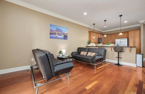 Murfreesboro Condo | Glamorous 1BR Condo 200ft to St. Thomas Hospital
