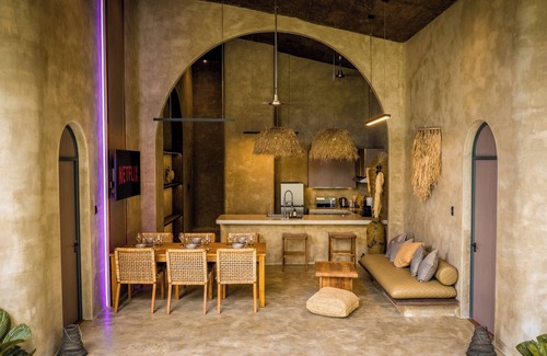 El Nido Villa | Glamorous Pool Villa 1 Bedroom