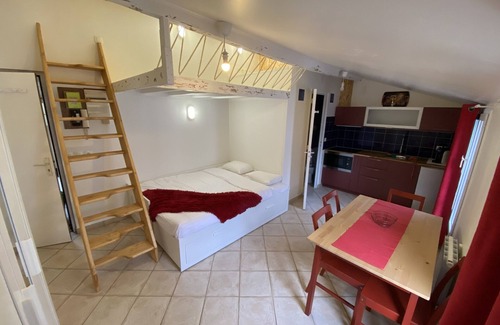 Gentilly Apartment | Glamour studio for 4 people in Gentilly