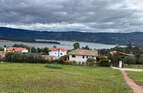 Guatavita Hotel | Glamping BRILLO DE LUNA