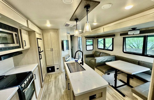 Eastern Division House | Glamping Oasis: Adventure Haven