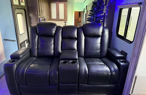 Augusta House | Glamping RV 1 Bed 1 Bath