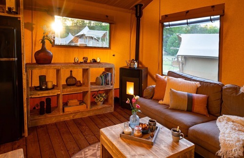 Uden House | Glamping safari tent for five persons