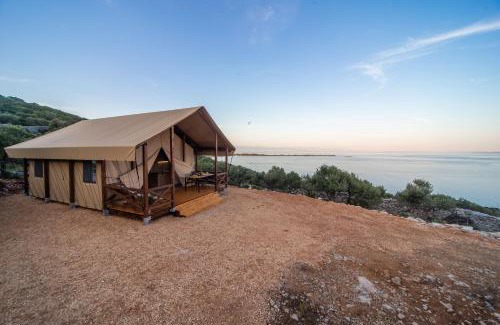 Veli Losinj Other | Glamping Tents and Mobile Homes Trasorka